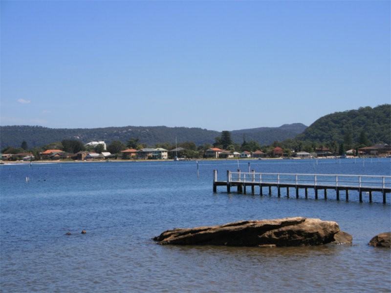 15 Hardys Bay Parade, Killcare NSW 2257