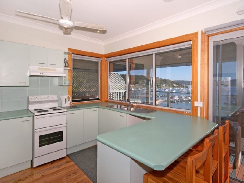 32 Araluen Drive, Hardys Bay NSW 2257