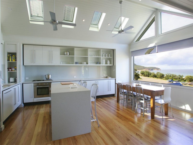 74 Beach Drive, Killcare NSW 2257