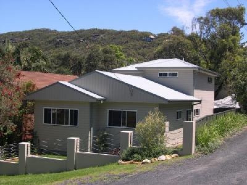 4 Putty Beach Drive, Killcare NSW 2257