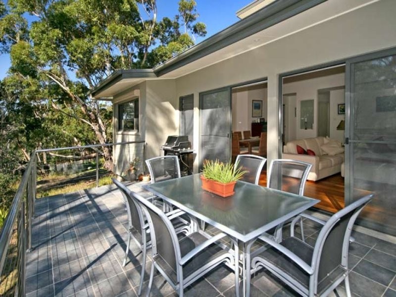 25 Beachview Esplanade, Macmasters Beach NSW 2251