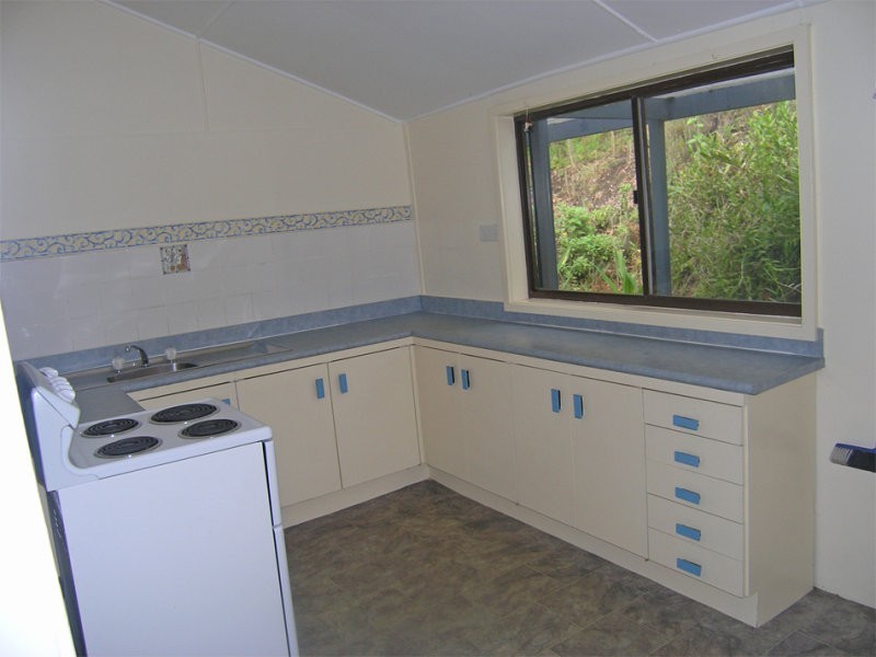 76 Heath Road, Hardys Bay NSW 2257