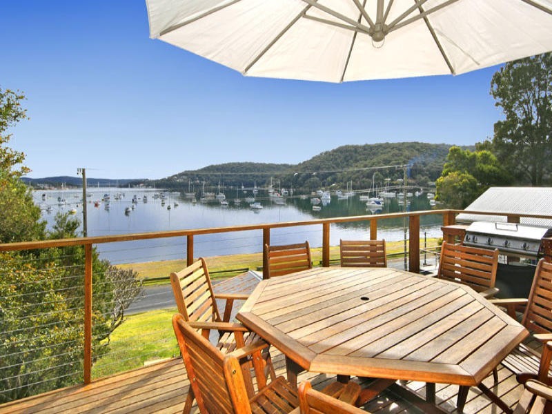 90 Araluen Drive, Hardys Bay NSW 2257