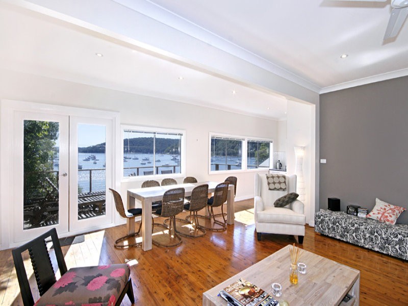 90 Araluen Drive, Hardys Bay NSW 2257