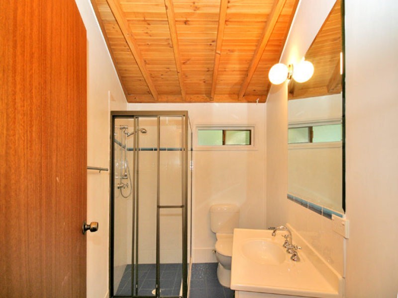 38 Heath Road, Hardys Bay NSW 2257