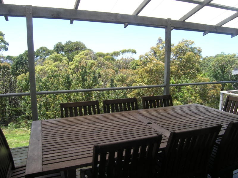 37 Beachview Esplanade, Macmasters Beach NSW 2251
