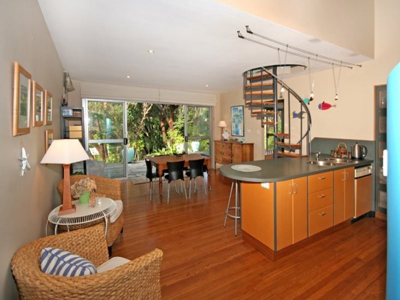 17 Beach Drive, Killcare NSW 2257
