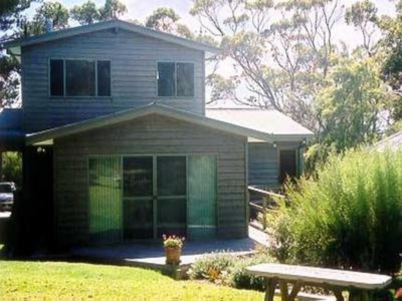 42 Beachview Esplanade, Macmasters Beach NSW 2251