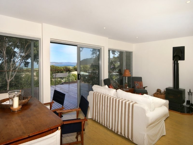 10 Anthony Crescent, Killcare NSW 2257
