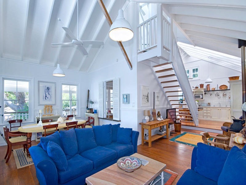 9 Hardys Bay Parade, Hardys Bay NSW 2257