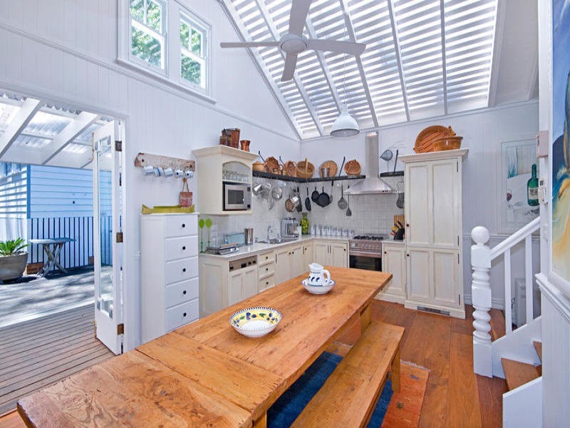 9 Hardys Bay Parade, Hardys Bay NSW 2257