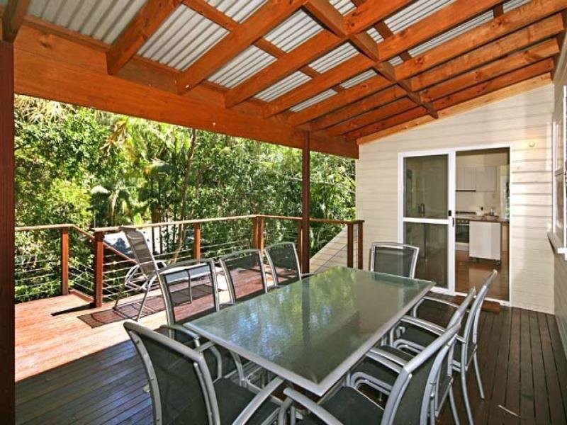 8 Tungarra Parade, Macmasters Beach NSW 2251