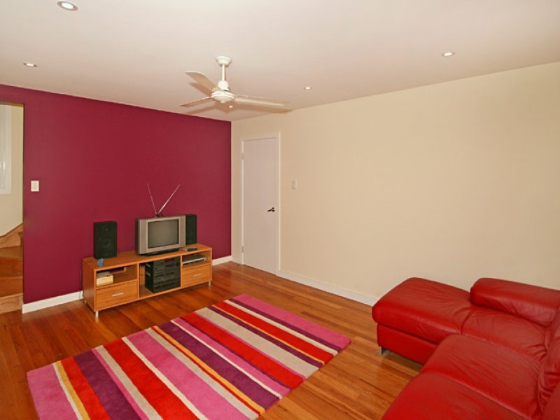 8 Tungarra Parade, Macmasters Beach NSW 2251