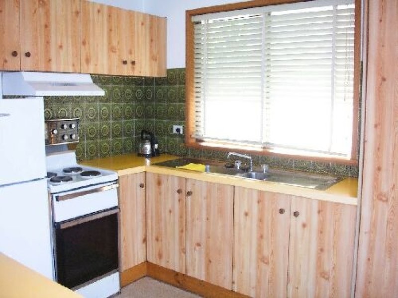 8 Grandview Crescent, Killcare NSW 2257