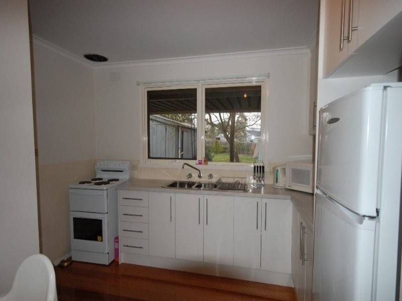 704 Mt Dandenong Road, Kilsyth VIC 3137