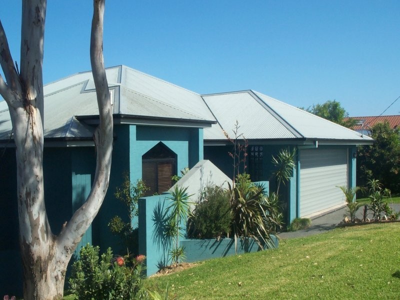 64 Raleigh Street, Scotts Head NSW 2447