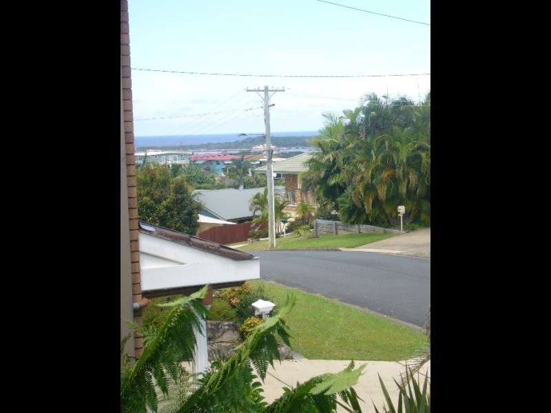 16 Pelican Crescent, Nambucca Heads NSW 2448