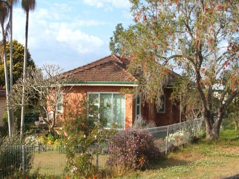 94 Wallace Street, Macksville NSW 2447