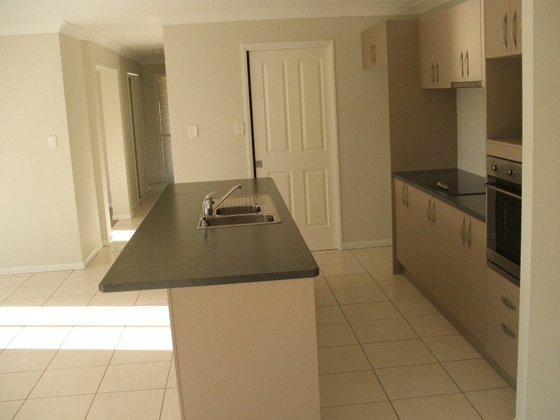 5 Treleaven Street,, Hyland Park NSW 2448