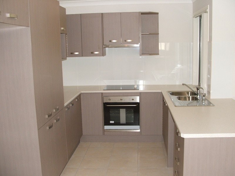 16 Laura Place, Macksville NSW 2447