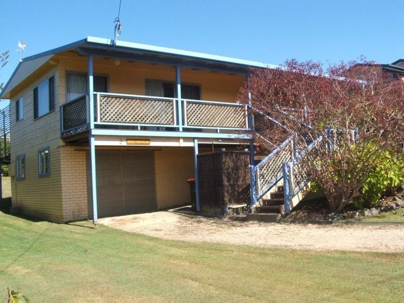 9 Wallace Street, Scotts Head NSW 2447