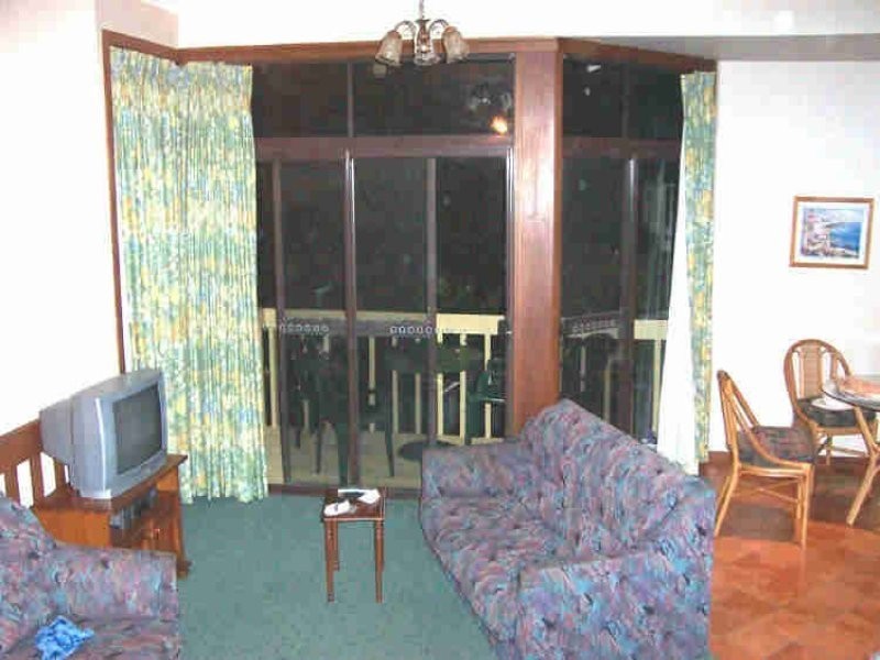 4 Vernon Street, Scotts Head NSW 2447