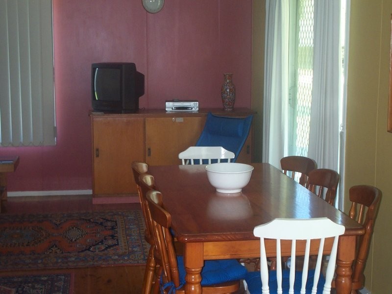 24 Vernon Street, Scotts Head NSW 2447