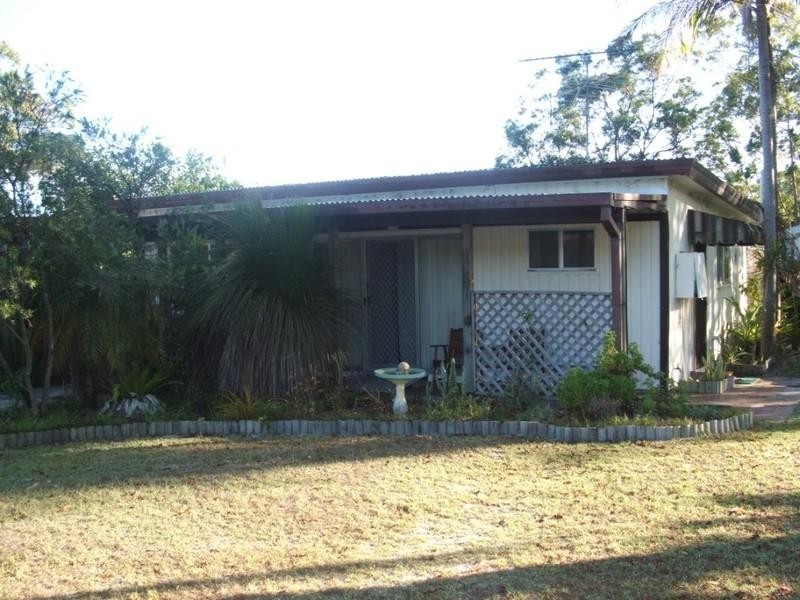 8 Seventeeth Avenue, Stuarts Point NSW 2441