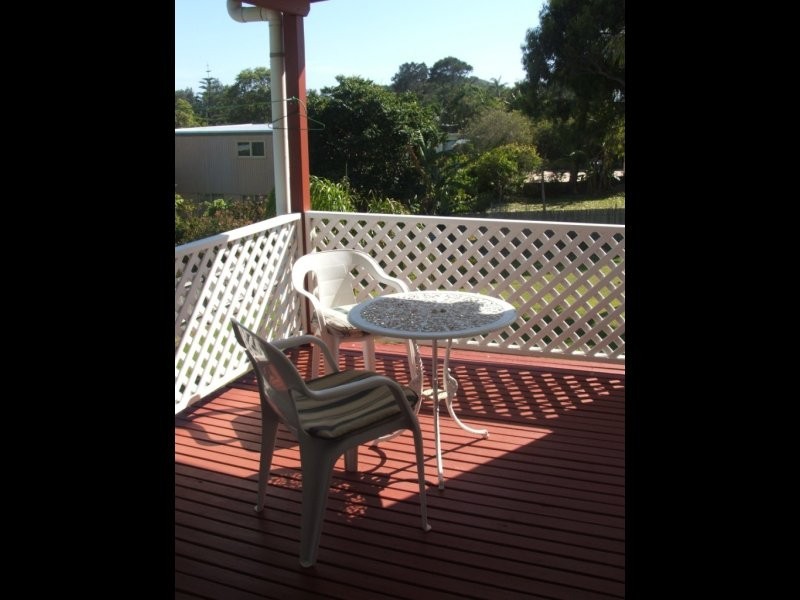 2 Gloucestor Street, Scotts Head NSW 2447