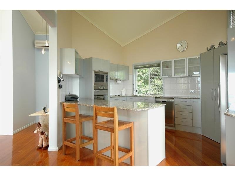 13 James Street, Currumbin QLD 4223