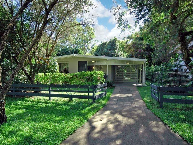 11 Carlyle Drive, Currumbin QLD 4223