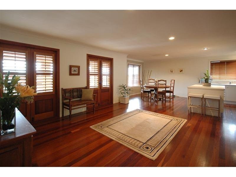 12 Bronzewing Close, Elanora QLD 4221