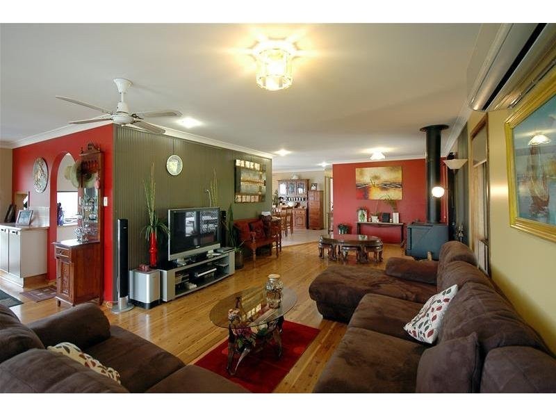 373 Tallebudgera Connection Road, Tallebudgera QLD 4228