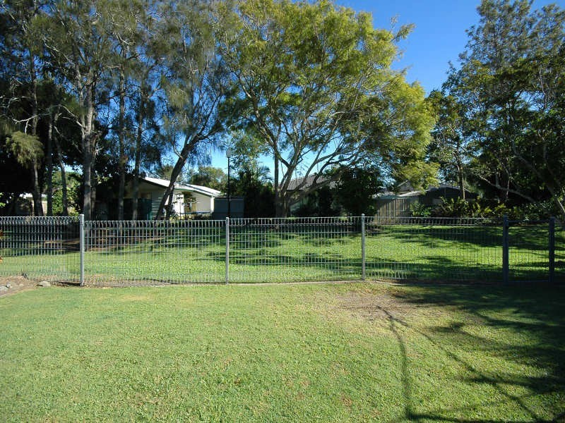 7 Celebes Avenue, Palm Beach QLD 4221