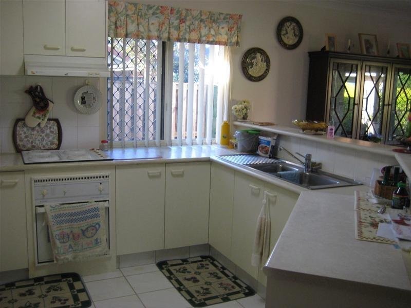 2/35 Thornleigh Crescent, Varsity Lakes QLD 4227