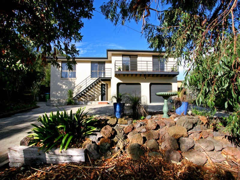 24 Crestview Court, Rye VIC 3941