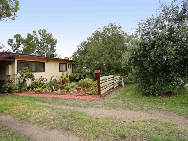 28 Bachli Street, Rye VIC 3941