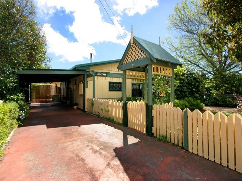 18 Lyon Street, Rosebud VIC 3939