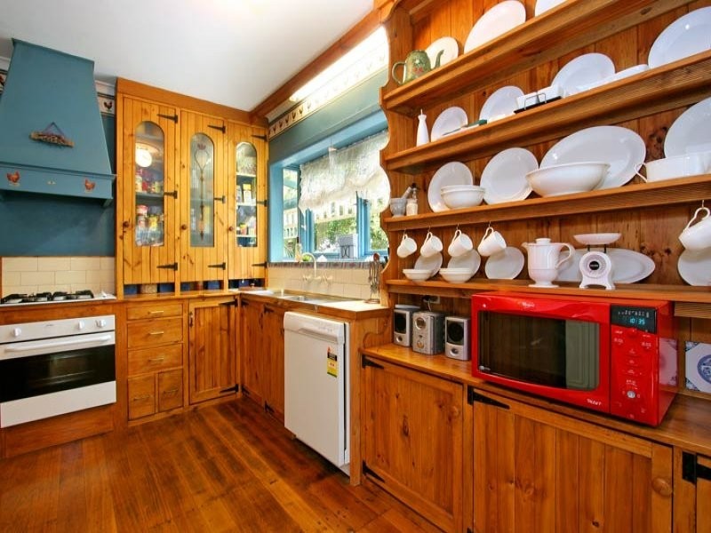 18 Lyon Street, Rosebud VIC 3939