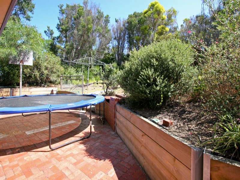 12 Fairhills Drive, Rye VIC 3941