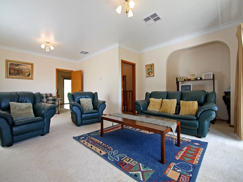 15 Sherwood Road, Rye VIC 3941