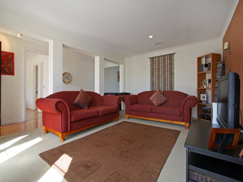 76 Curlew Drive, Rosebud West VIC 3940