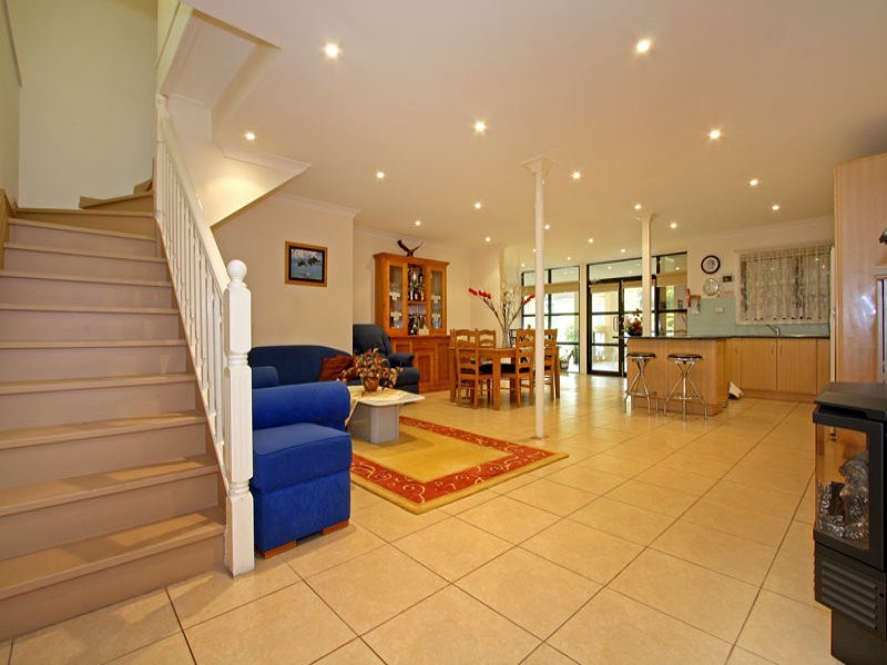 10 Fairhills Drive, Rye VIC 3941