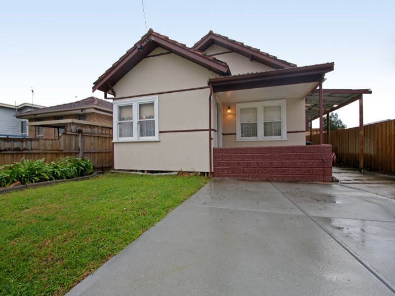 36 Sixth Avenue, Rosebud VIC 3939