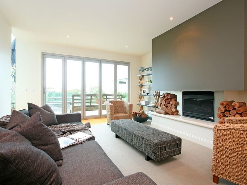 2 The Boulevard, Mccrae VIC 3938