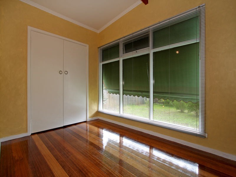 45 Mawarra Avenue, Rosebud West VIC 3940