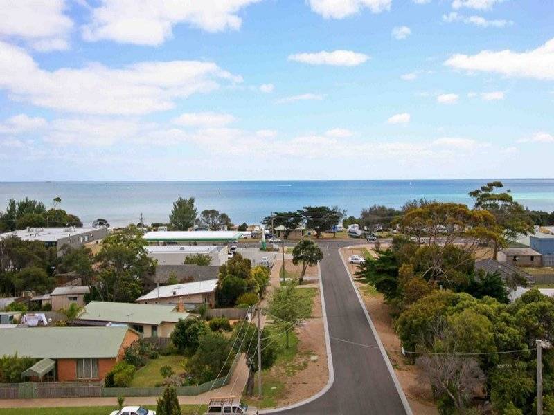 12 Weir Street, Rye VIC 3941