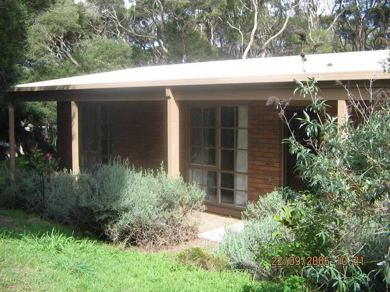 16 Betty Street, Rye VIC 3941