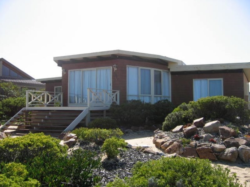 169 Ocean Drive, Rye VIC 3941