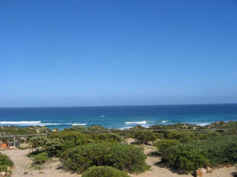 169 Ocean Drive, Rye VIC 3941